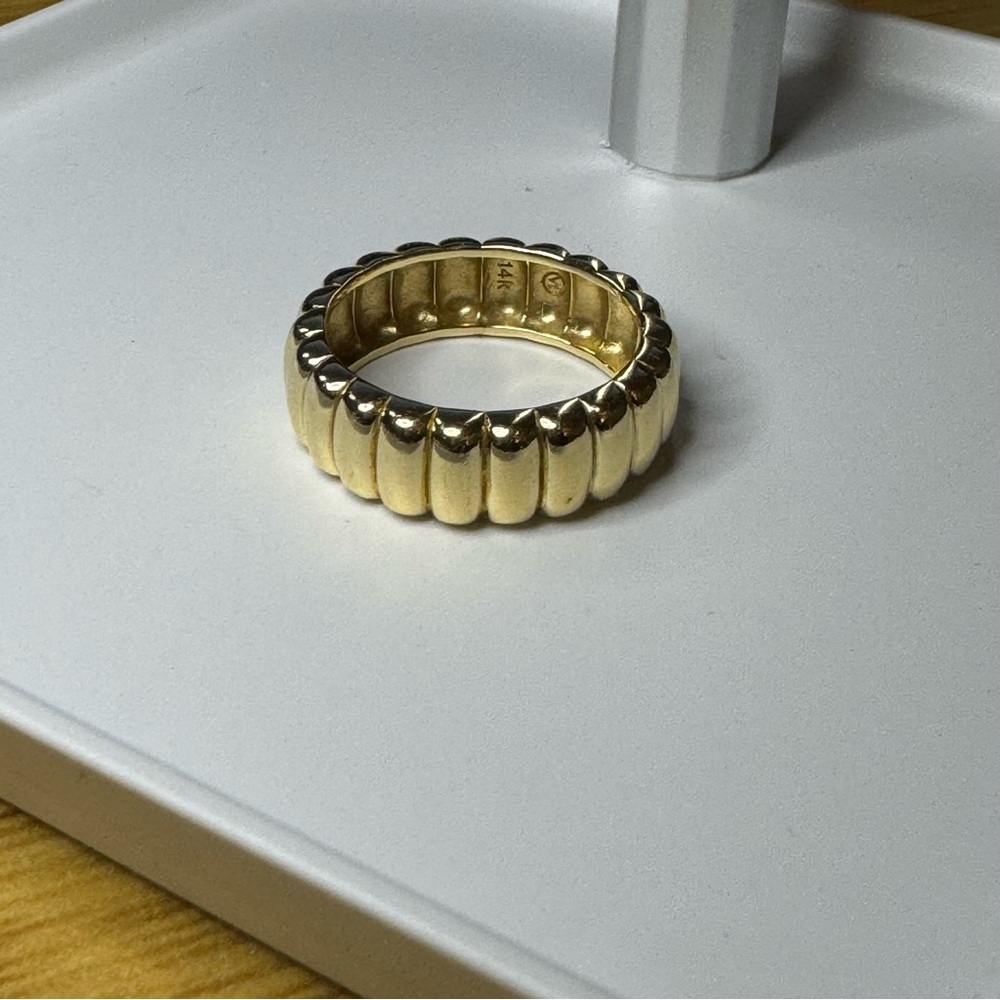 Mejuri Charlotte Ring - 14k Yellow Gold